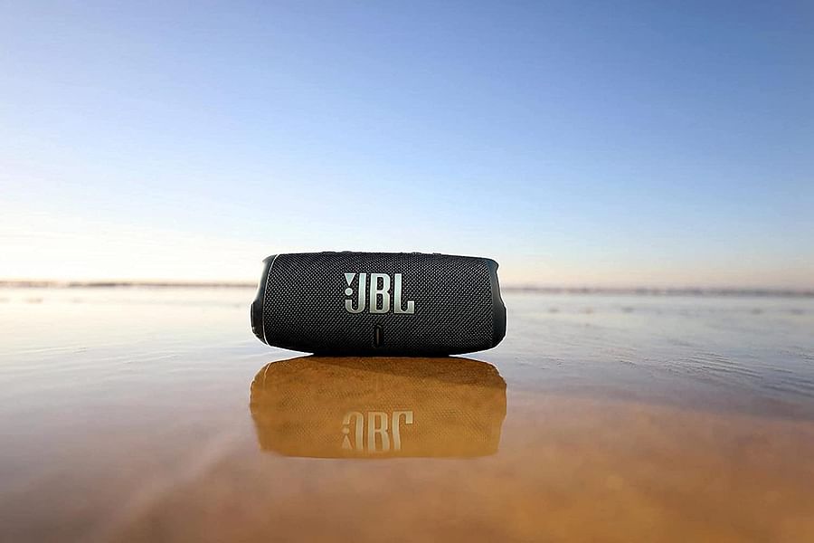 portable speaker for beach